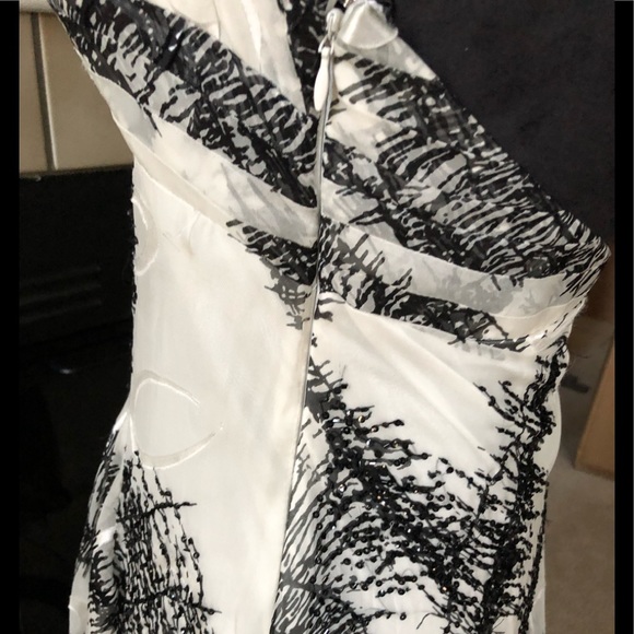 Alberto Makali | Black Dress - Picture 6 of 9